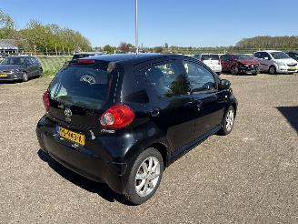 Toyota Aygo 1.0-12V picture 8