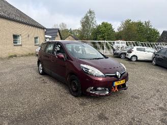 Unfallwagen Renault Grand-scenic 1.5 dCi Expression REST BPM €500,-!!! 2014/2