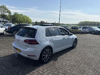 Volkswagen Golf 1.5 TSI Highline REST BPM €500,-!!! picture 7