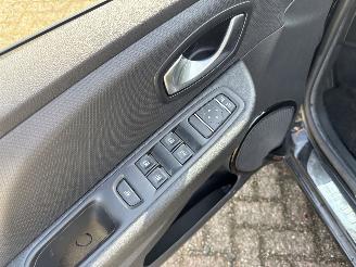 Renault Clio 0.9 TCe Limited REST BPM €450,-!!! picture 27
