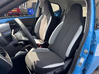 Toyota Aygo 1.0 VVT-i x-Play REST BPM €250,-!!! picture 35