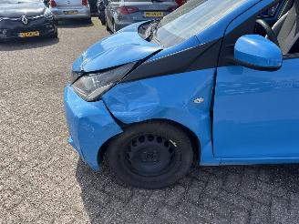Toyota Aygo 1.0 VVT-i x-Play REST BPM €250,-!!! picture 14