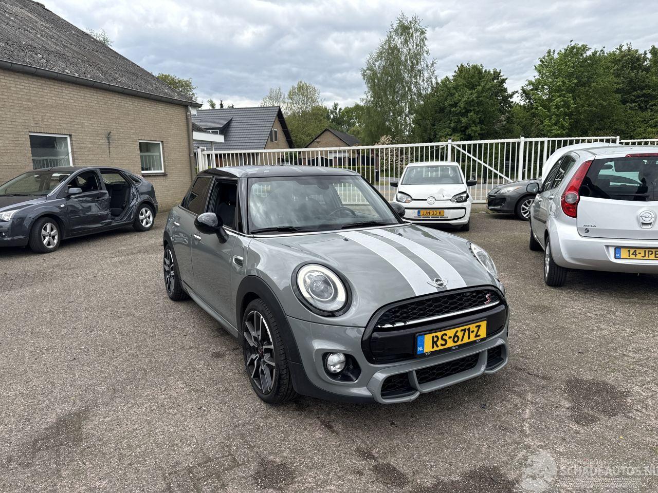 Mini Cooper 1.5 Cooper Chili Serious Business John Cooper Works REST BPM €900,-!!!
