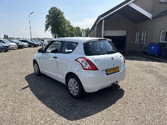 Suzuki Swift 1.2 Base picture 5