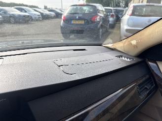 BMW 5-serie 525i Executive picture 31
