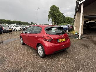 Peugeot 208 1.2 PureT. Blue Lion REST BPM €370,-!!! picture 9
