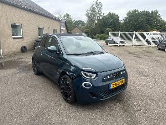 Coche accidentado Fiat 500E La Prima 42 kWh 2023/1