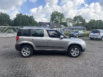 Skoda Yeti 2.0 TDI Greentech Ambition REST BPM €300,-!!! picture 8