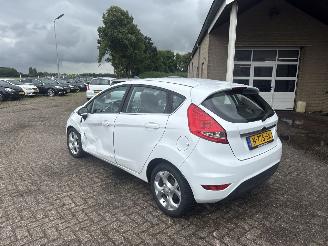 Ford Fiesta 1.4 Titanium AUTOMAAT picture 5