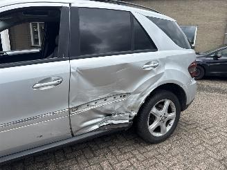 Mercedes M-klasse 320 CDI 4matic AUT GRIJS KENTEKEN picture 11