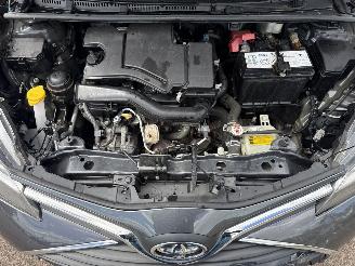 Toyota Yaris 1.0 VVT-i Trend REST BPM €300,-!!! picture 11