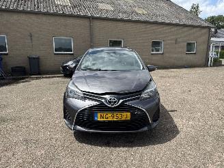 Toyota Yaris 1.0 VVT-i Trend REST BPM €300,-!!! picture 2