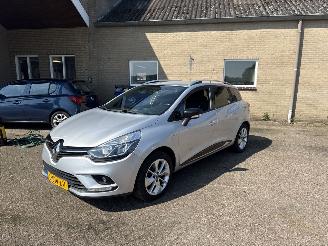 Renault Clio 1.2 16V Estate picture 3