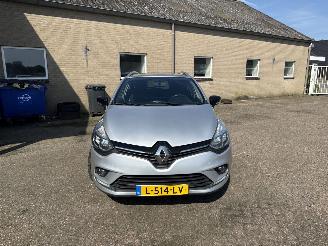 Renault Clio 1.2 16V Estate picture 2