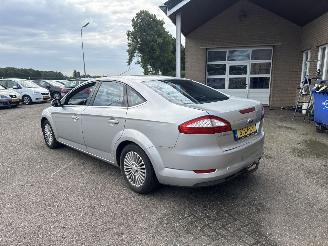 Ford Mondeo 2.0-16V Titanium picture 5