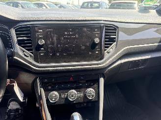 Volkswagen T-Roc 1.5 TSI Sport REST BPM €400,-!!! AUTOMAAT picture 16
