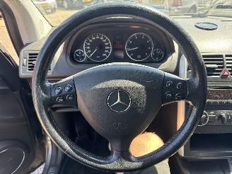Mercedes A-klasse 150 Avantgarde picture 13
