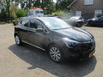 skadebil auto Renault Clio 1.0 TCe 90 Techno REST BPM €400,-!!! 2022/9
