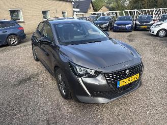 Unfallwagen Peugeot 208 1.2 PT Active Pack 2022/6