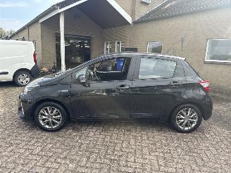Toyota Yaris 1.5 Hybrid Design AUTOMAAT picture 4