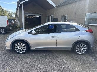 Honda Civic 5DR 1.8 GT AUTOMAAT REST BPM €300,-!!! picture 4