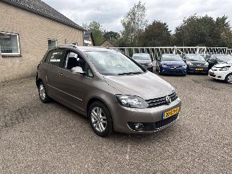 uszkodzony samochody osobowe Volkswagen Golf plus 1.2 TSI Highl. BlueM 2011/11