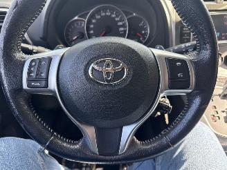 Toyota Verso S 1.3 VVT-i Aspiration AUTOMAAT picture 17