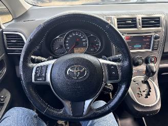 Toyota Verso S 1.3 VVT-i Aspiration AUTOMAAT picture 13