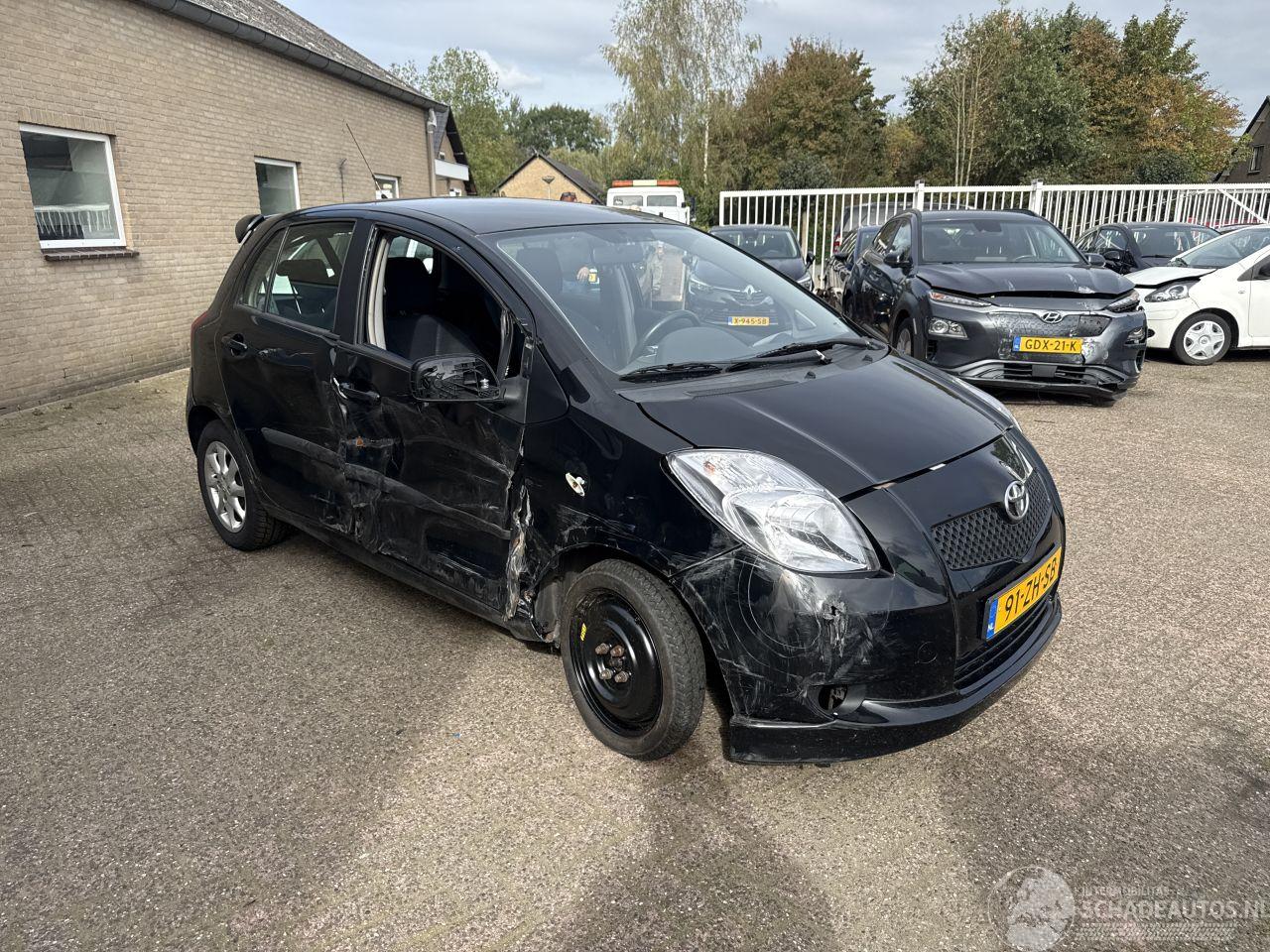 Toyota Yaris 1.3 VVTi Sol Sport