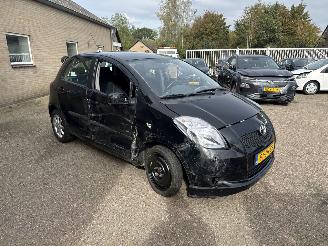 krockskadad bil auto Toyota Yaris 1.3 VVTi Sol Sport 2008/2