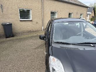 Toyota Yaris 1.3 VVTi Sol Sport picture 17