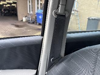 Toyota Yaris 1.3 VVTi Sol Sport picture 25