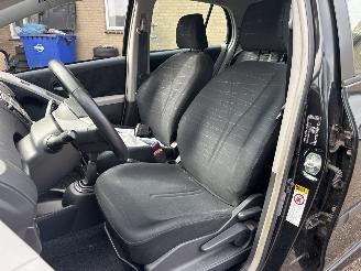 Toyota Yaris 1.3 VVTi Sol Sport picture 29
