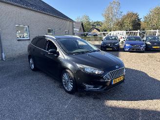 Unfallwagen Ford Focus 1.5 TDCI Titan. L.Ed AUTOMAAT REST BPM €800,-!!! 2016/7