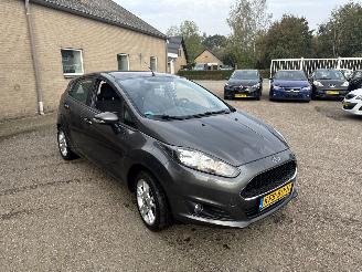 Vrakbiler auto Ford Fiesta 1.25 2016/2