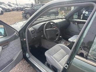 Mercedes C-klasse 180 Sport AUTOMAAT picture 12
