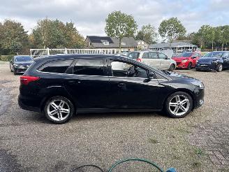 Ford Focus 1.0 Titanium REST BPM €300,-!!! picture 8