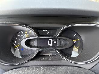 Renault Captur 1.2 TCe Expression picture 22