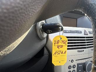 Opel Astra TWIN TOP 1.8 Cosmo WEINIG KILOMETERS picture 24