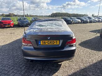 BMW 1-serie 118i Executive Cabrio picture 6