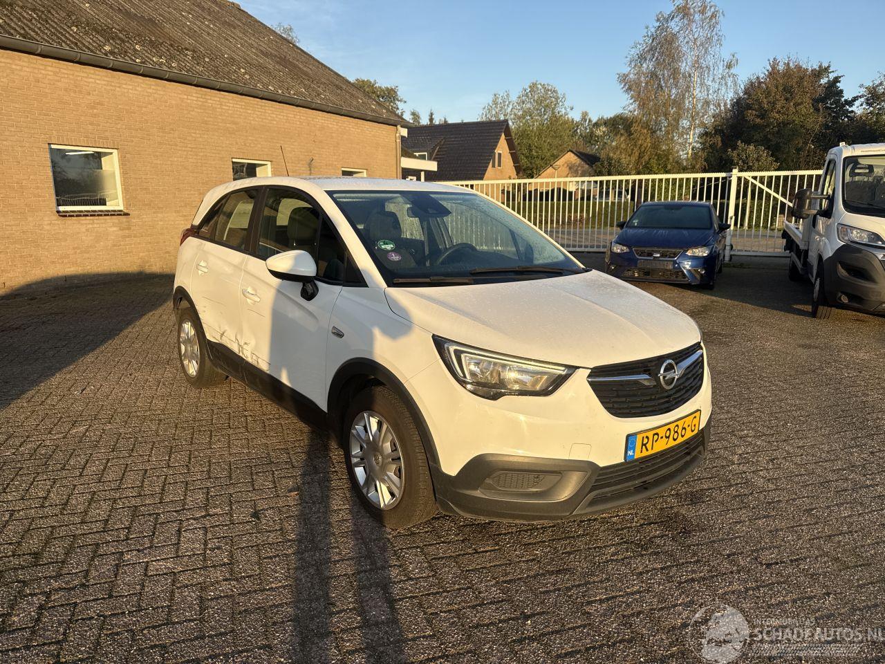 Opel Crossland X 1.2 Online Edition REST BPM €800,-!!!