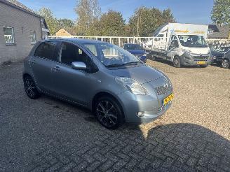 krockskadad bil auto Toyota Yaris 1.3 VVTi Luna MMT AUTOMAAT AIRCO 2008/5