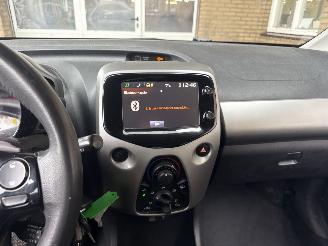 Toyota Aygo 1.0 VVT-i x-play picture 19