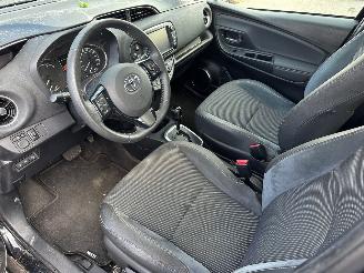 Toyota Yaris 1.5 Hybrid Premium picture 10