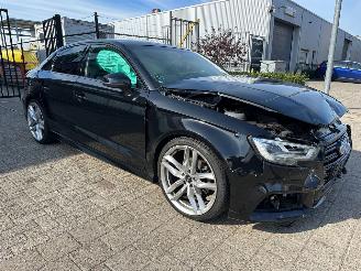 skadebil auto Audi A3 1.5 TFSI CoD Sport S Line Edition 2019/12