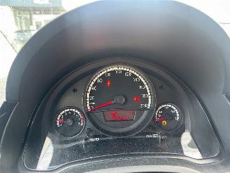 Volkswagen Up! 1.0 move up! BlueMotion picture 9