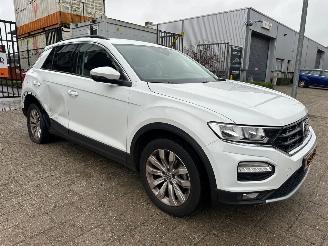 skadebil auto Volkswagen T-Roc 1.5 TSI Sport Automaat 2020/2