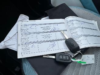 Renault Twingo 1.0 SCe Collection picture 14