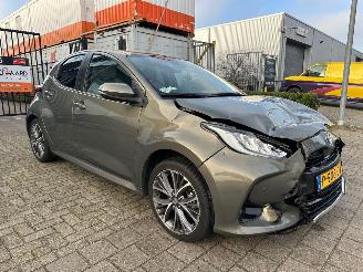 Voiture accidenté Toyota Yaris 1.5 Hybrid Executive 2022/1