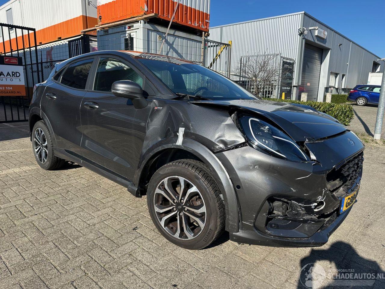 Ford Puma 1.0 EcoBoost Hybrid ST-Line X